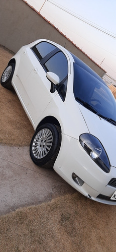 FIAT PUNTO 2010 1.4 ELX FLEX 5P