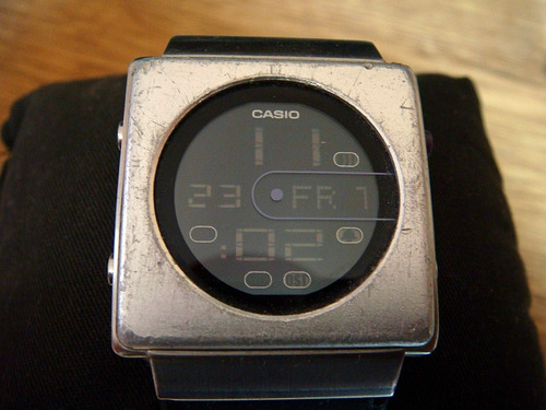 Reloj Vintage Casio La-2001 Futurist