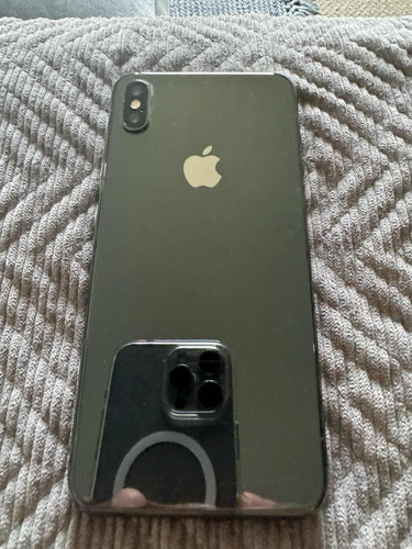 iPhone XS Max 64gb