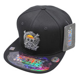 Gorra Plana One Piece Con Logop Metálico 01