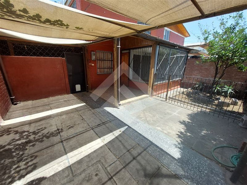 Casa En Arriendo De 2 Dorm. En Puente Alto