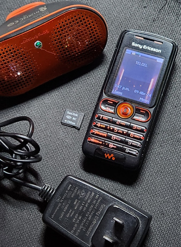 Sony Ericsson W200a Walkman Telcel Funcionando Bien, Accesorios Originales,.... Retro, Vintage, W810, W580, W300, N8, N96