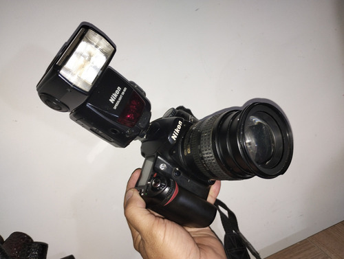Câmera Nikon D80 + Lente Af-s 18-70mm + Flash Nikon Sb-800