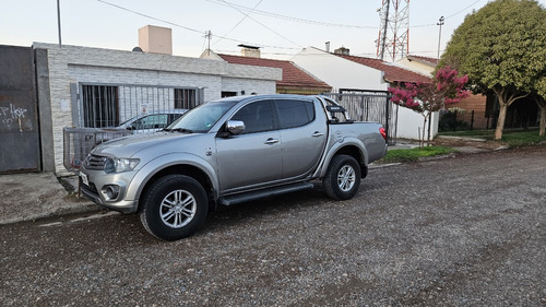 Mitsubishi L200 2015 3.2 Cab Doble 4wd Cr 170cv At