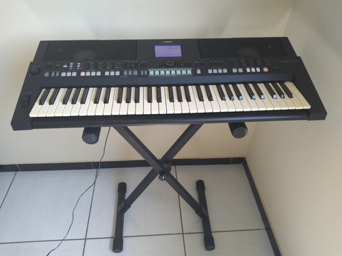 Teclado Arranjador Yamaha Profissional Psr S650