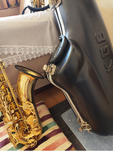 Saxofone Tenor Vogga Semi Novo. Pouquinho Uso