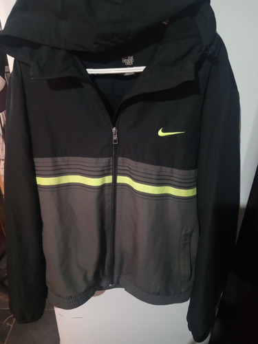 Campera Nike 