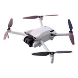 Drone Dji Mini 3 Dji Rc Com Tela Fly More Combo - Dji033