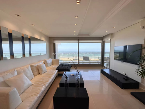 Apartamento En Venta De 3 Dormitorios En Torre Imperiale, Punta Del Este. - Imagen 4