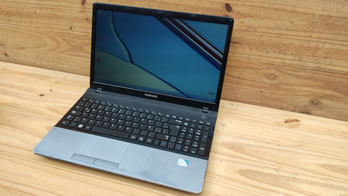 Notebook Samsung Np300e5a (no Envíos)