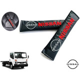 Par Almohadillas Cubre Cinturon Nissan Cabstar 2013