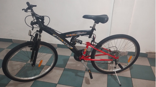 Bicicleta Mountain Bike Rodado 26 Con Suspensión Y Cambios