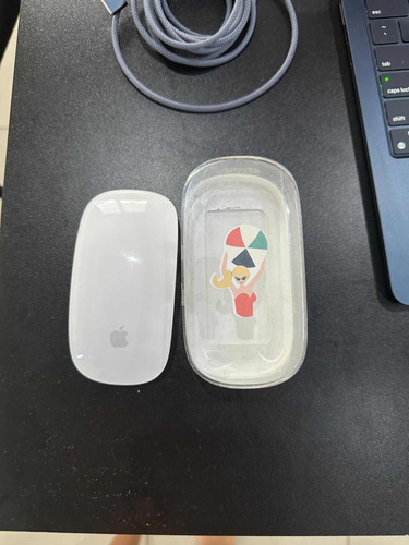 Magic Mouse 1 - Apple