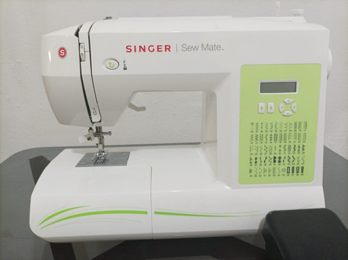 Maquina De Coser Singer Sew Mate, Modelo 5400