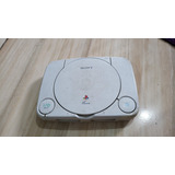 Playstation 1 Psone Só O Aparelho. Imagem Com Cor Estranha, Não Leu Os Jogos E Não Pegou Os Controles. Tá Com Defeito.  001. B32