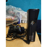 Microsoft Xbox 360 4gb Standard Color  Matte Black