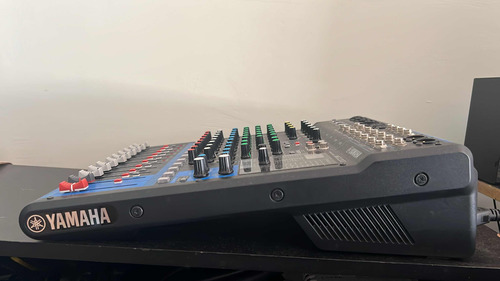 Mixer Consola Yamaha Mg12xu - Permuto Por Sinte