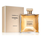 Gabrielle Essence Chanel Sellado