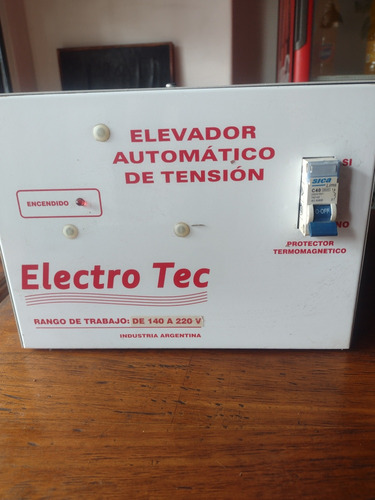 Elevador Automático De Tensión Electro Tec De 140 A 220 