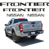 Sticker Calca Nissan Np300 Frontier 2021 2022 Parrilla Batea