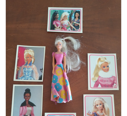 Juguete Muñeco Vintage Barbie Mattel + 6 Figuritas