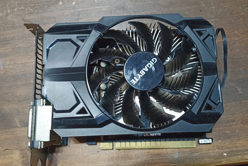 Amd Radeon R7 360x Oc Gigabyte - Com Defeito