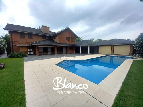 Casa En Venta En Mapuche Country Club, Pilar, G.b.a. Zona Norte
