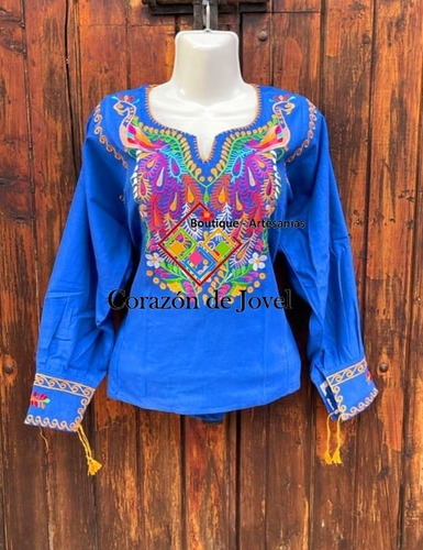 Fina Blusa Negra Pavo Real Elegante Bordada De Chiapas