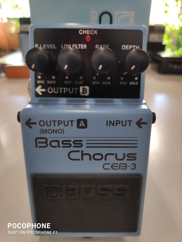 Pedal De Efeito Boss Bass Chorus Ceb-3 