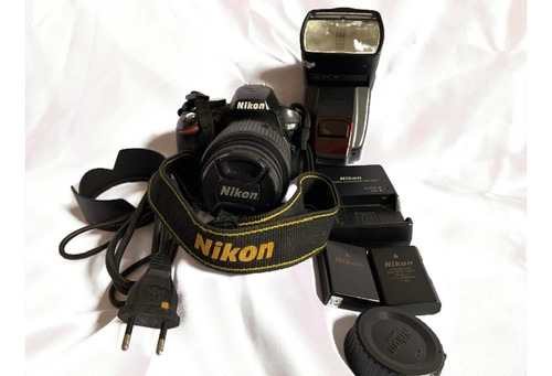 Máquina Fotográfica Nikon D3200 Em Perfeito Funcionamento