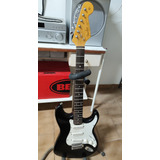 Guitarra Squier Logo Fender