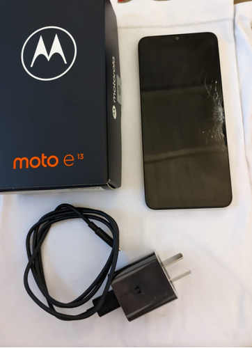 Motorola Moto E 13 Blanco Crema 64gb
