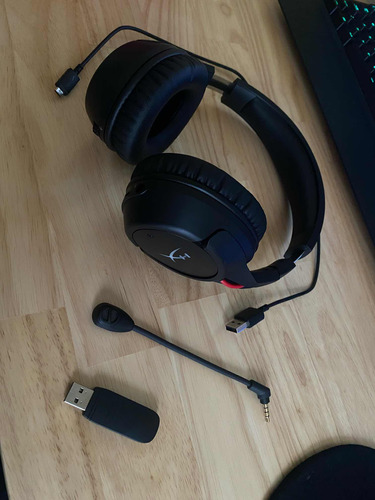 Audífonos Hyperx Cloud Flight Wireless