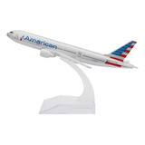 Avión American B777 Escala 1:400 Metálico Con Base Juguete