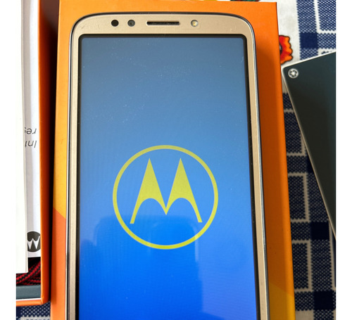 Celular Motorola E5 Play