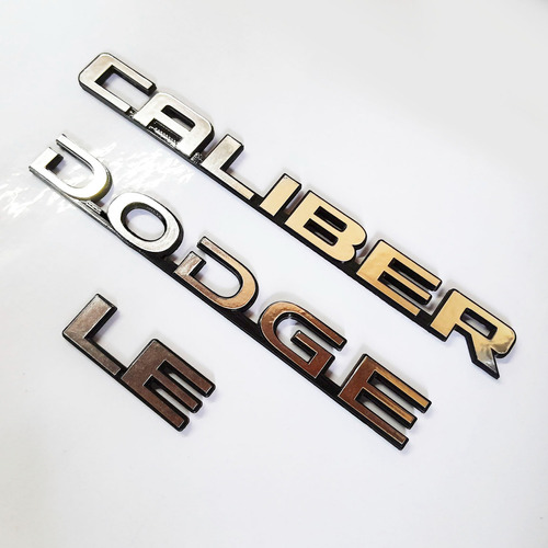 Emblemas Dodge Caliber Le Repuestos Foto 3