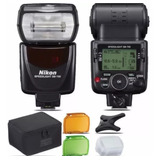 Flash Nikon Sb-700 Speedlight Af Filtros + Base+ Funda