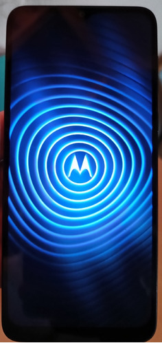 Motorola Moto E13 64 G.