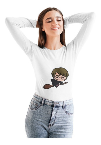 Polera Manga Larga Harry Potter Escoba Voladora Estampado