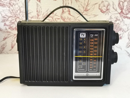 Radio Vintage Ge Transistor Radio Am/fm/tv Band 7-2925a