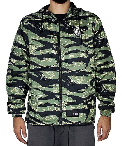 Jaqueta Corta Vento New Era Brooklyn Nets - Camuflada