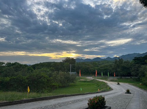 Excelentes Lotes En El Condominio Campestre En Serranía De Chicalá 3ra Etapa - Imagen 2