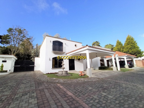 Vendo Hermosa Casa, Sector Exclusivo De Alta Plusvalía