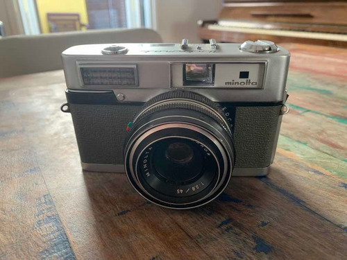 Máquina Fotográfica Minolta Uniomat (antiguidade)