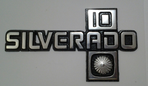 Emblema Silverado 10 De Metal Pulido Foto 3