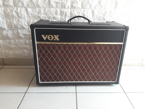 Amplificador Vox Ac15 Valvular 15w