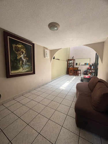Casa En Venta, Jardines De Satélite, 3 Recámaras - Imagen 4