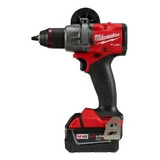 Taladro Percutor Inalámbrico 13mm Milwaukee M18 Fuel 2804-22 Color Rojo/negro