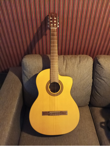 Guitarra Electroacústica Takamine Gc3-ce-nat