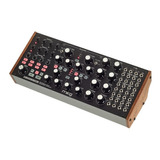 Moog Subharmonicon Sintetizador Semi Modular Análogo
